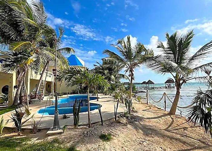 Casa Cenote Hotel