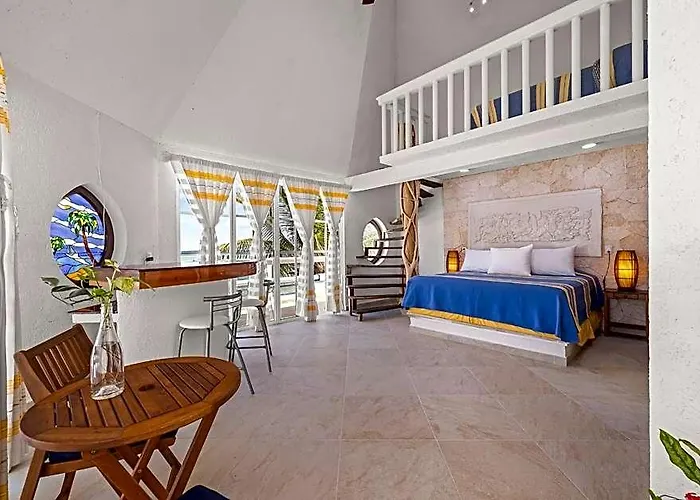 Casa Cenote Hotel