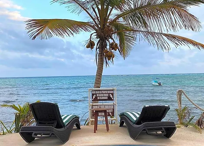 Casa Cenote Hotel